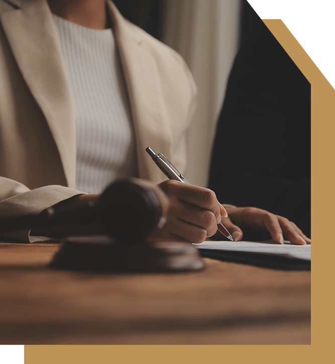 Estátua da Justiça (Têmis) - Símbolo do Direito e Equidade